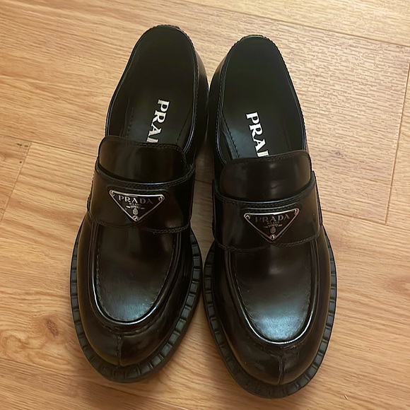 Prada chocolate brushed leather loafers - Picture 1 of 1